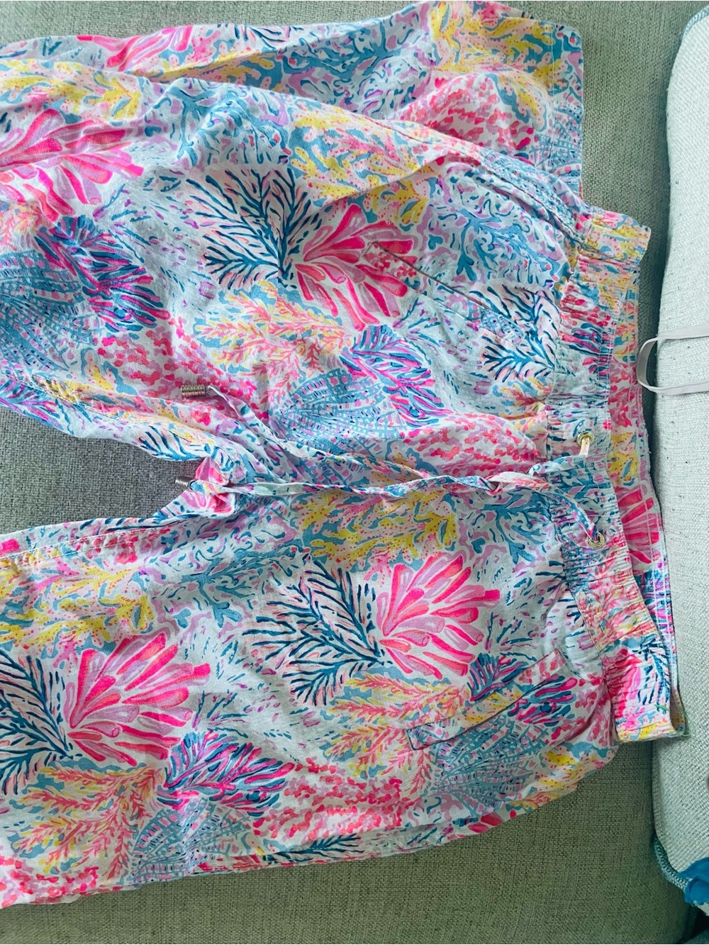 Lilly Pulitzer Pastel Coral & Sea Print Straight Leg Pants - Picture 4 of 8